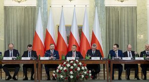 Miniatura: Czy prezydent powinien zwołać RBN? Polacy...