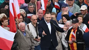 Miniatura: Incydent na wiecu Nawrockiego. Doszło do...