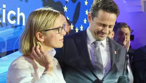 Miniatura: Dama przy prezydencie