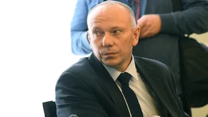 Miniatura: Gen. Pytel zatrzymany na lotnisku. Chciał...