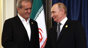 Miniatura: Wojna wisi na włosku. Iran zawarł z Rosją...