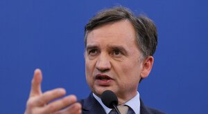 Miniatura: Sąd zdecydował ws. aresztu dla Ziobry....