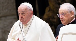 Miniatura: Jak się czuje papież Franciszek? Nowy...