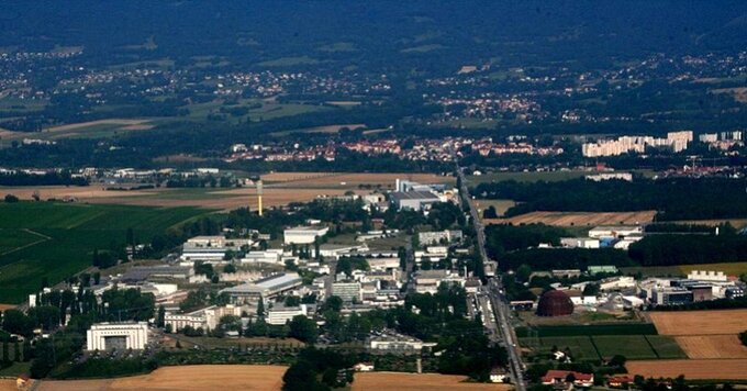 Kompleks laboratoriów i biur CERN