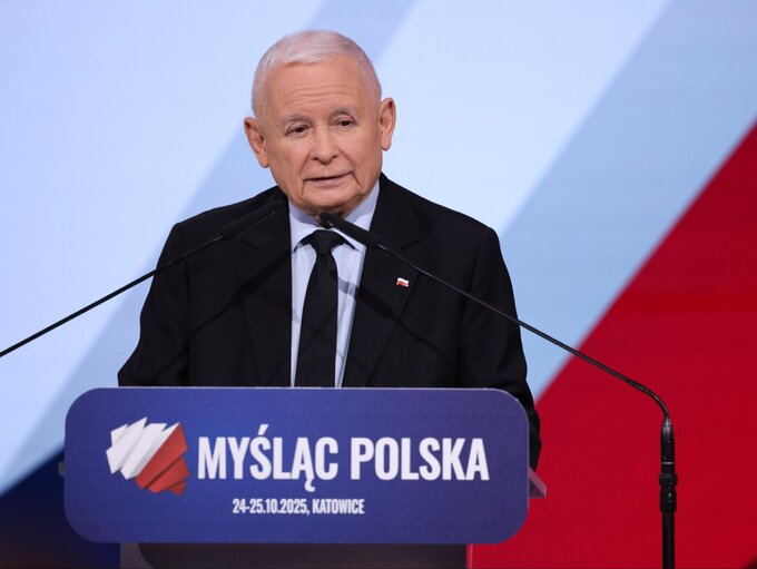 Prezes PiS Jarosław Kaczyński podczas wystąpienia programowego na kongresie PiS
