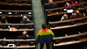 Miniatura: Polska przywraca ustawową, polityczną cenzurę