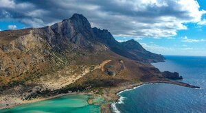 Miniatura: Niesamowita Kreta. "Po wielokroć Kazantzakis"