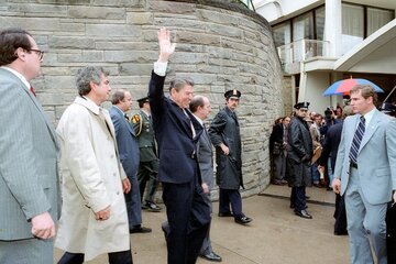 "Mam nadzieję, że wszyscy jesteście Republikanami". Do kogo Reagan powiedział te słowa?