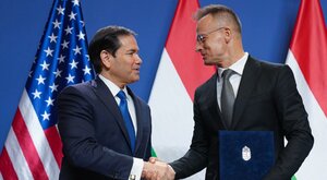 Miniatura: USA podpisały atomową umowę z Węgrami....