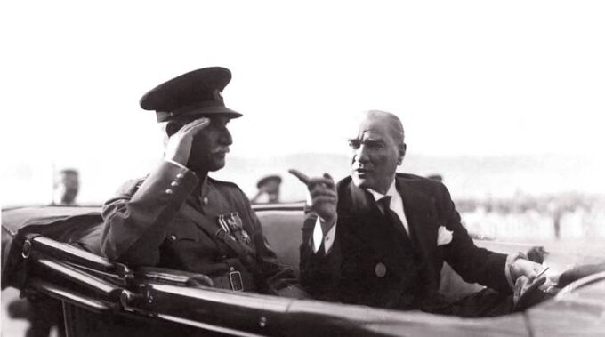 Szach Iranu Reza Pahlavi i prezydent Turcji Kemal Ataturk