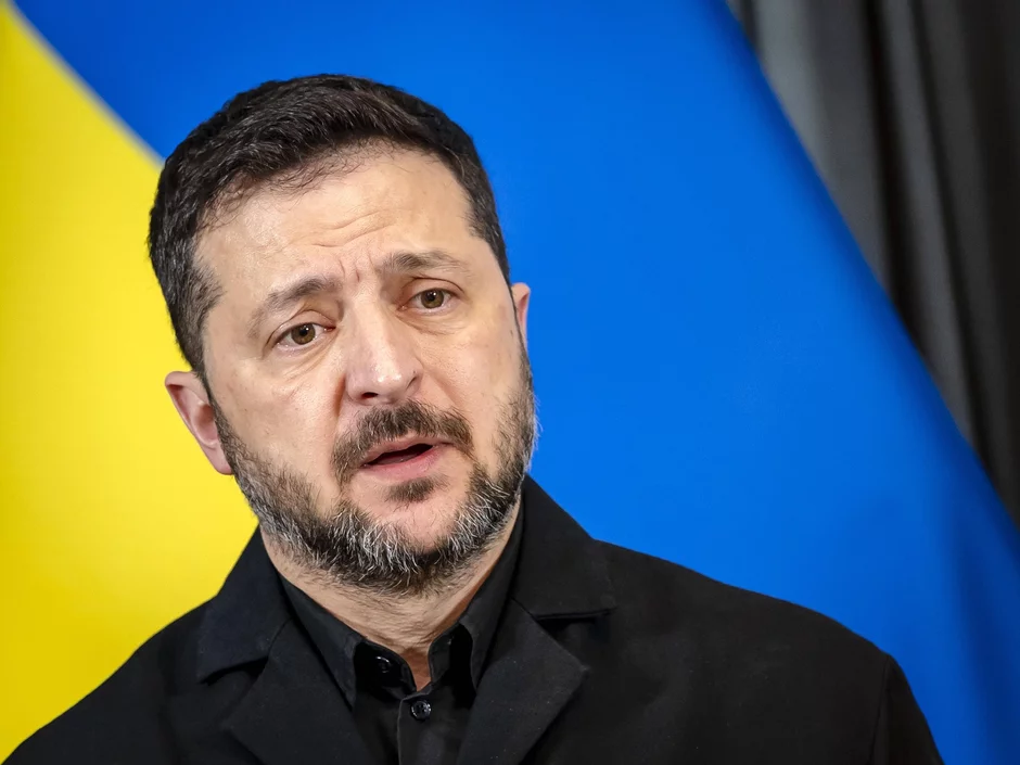 Miniatura: Zełenski urealnia stanowisko negocjacyjne?...