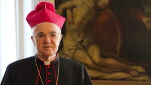 Miniatura: Abp Viganò: Papieża otaczają wyrodni...