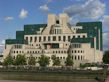Siedziba wywiadu brytyjskiego (MI6) w&nbsp;Londynie
