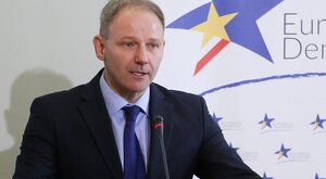 Miniatura: Protasiewicz wraca na X. Dziwne wpisy...
