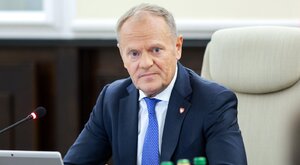 Miniatura: Tusk ogłasza zmiany w rządzie. "Był moją...
