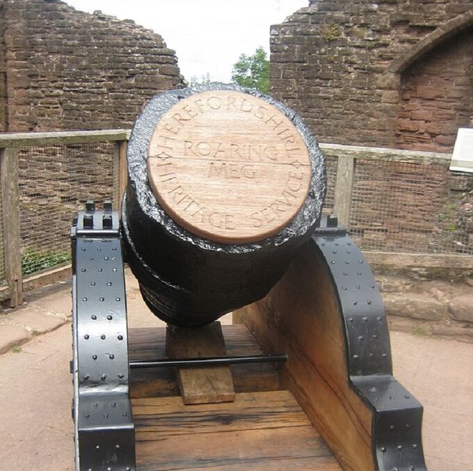Roaring Meg, moździerz używany w czasie wojny domowej w Anglii