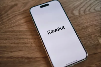 Miniatura: Wyciek danych z Revoluta. Oszuści podszyli...