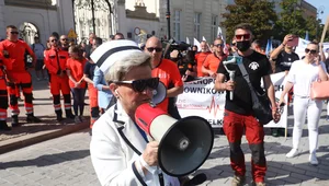 Miniatura: Co Polacy sądzą o podwyżkach dla medyków?...