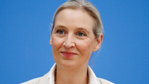 Miniatura: Weidel: Chcemy otworzyć kanał rozmów...