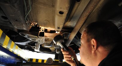 Miniatura: UE dokręca śrubę kierowcom. Twoje auto...