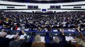 Miniatura: Czterej polscy europosłowie bez...