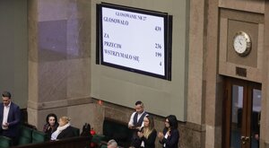 Miniatura: KPO na sterydach