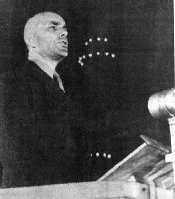 Zygmunt Berling podczas przemowy, około 1944&nbsp;r.