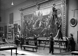 Muzeum Narodowe w Krakowie. Przygotowania do wystawienia "Hołdu pruskiego" Matejki