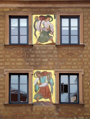 Polichromie Zofii Stryjeńskiej z&nbsp;roku 1928 na&nbsp;Rynku Starego Miasta w&nbsp;Warszawie