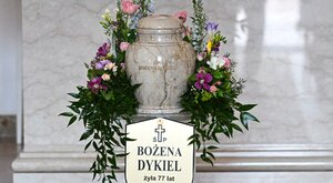 Miniatura: Pogrzeb znanej aktorki. Ksiądz odczytał...