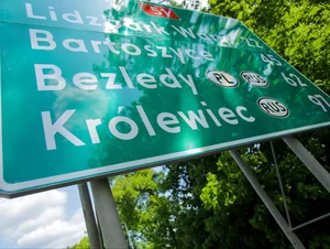 Miniatura: Królewiec na krawędzi izolacji. Trudna...