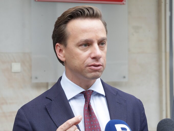 Prawnik: W świetle Konstytucji umowa SAFE jest nieważna
