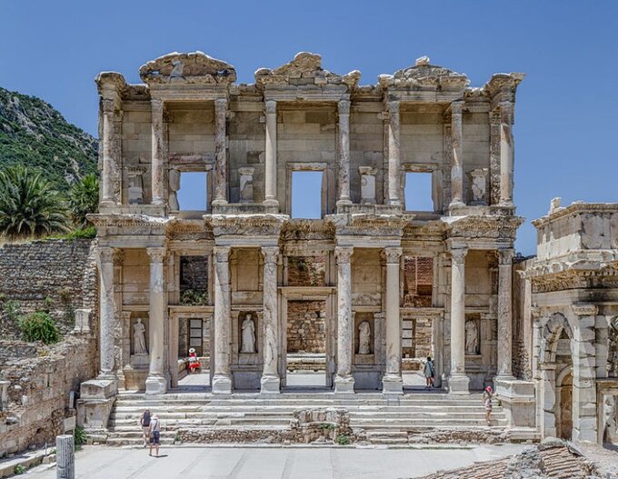 Biblioteka Celsusa w Efezie