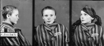 14-letnia Czesława Kwoka, ofiara wysiedleń z&nbsp;Zamojszczyzny, zamordowana w&nbsp;Auschwitz. Fotografia wykonana w&nbsp;Auschwitz pod&nbsp;koniec 1942 lub&nbsp;na&nbsp;początku 1943&nbsp;r.