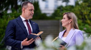 Miniatura: Ciemno wszędzie, głucho wszędzie