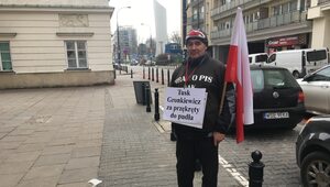 Miniatura: "Jestem na ulicy, bo Polska po 1989 roku...