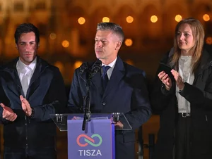 Miniatura: Kamienna twarz zwycięzcy