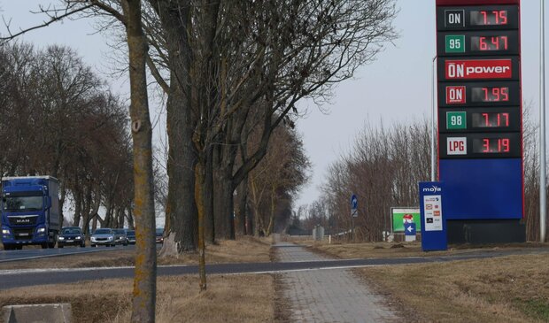 Miniatura: Rachunek za wojnę