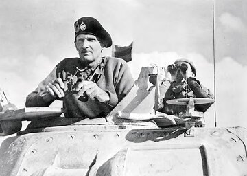 Bernard Law Montgomery w&nbsp;p&oacute;łnocnej Afryce, listopad 1942&nbsp;r.