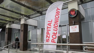 Miniatura: Śpiewak: Partie traktują szpitale jak łup...
