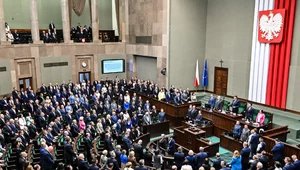 Miniatura: Zaskakujący wzrost poparcia dla KO w...