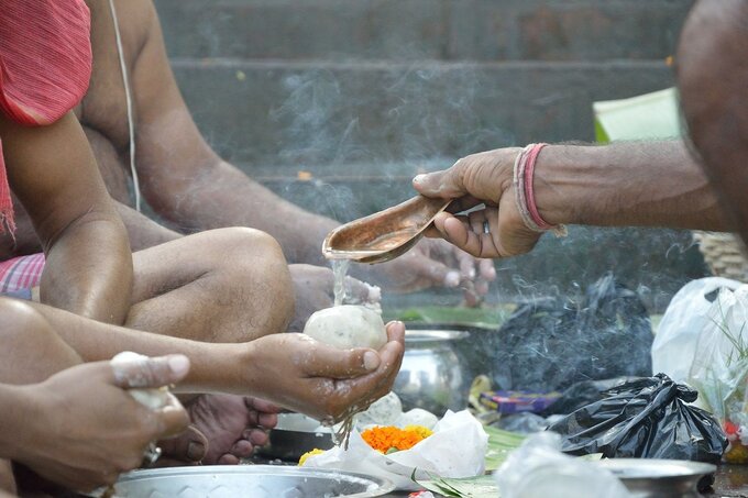 Pitru Paksha (święto zmarłych) w Indiach