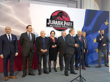 Jak ludzie rzucali w dinozaury kamieniami 