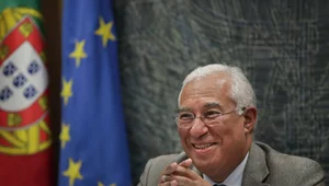 Miniatura: Premier Portugalii usunął z flagi używanej...