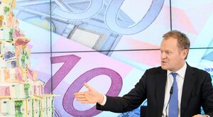 Miniatura: A na co "ma pójść" mniej pieniędzy? Czyli...