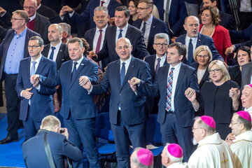 Politycy PiS na&nbsp;urodzinach Radia Maryja