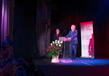 Uroczystość wręczenia odznaczeń państwowych działaczom opozycji antykomunistycznej z lat 1956–1989. 