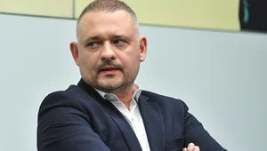 Miniatura: Poseł KO stracił stanowisko. Czarne chmury...