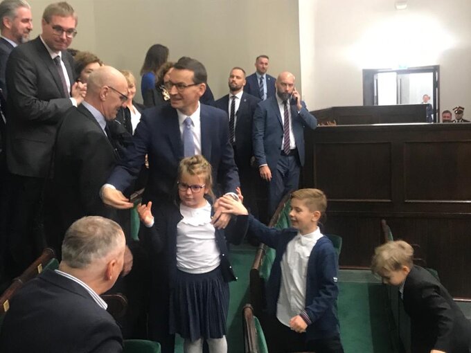 Mateusz Morawiecki z&nbsp;rodziną w&nbsp;Sejmie