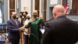 Miniatura: Ślubowała z ręką na Koranie. Pierwsza taka...